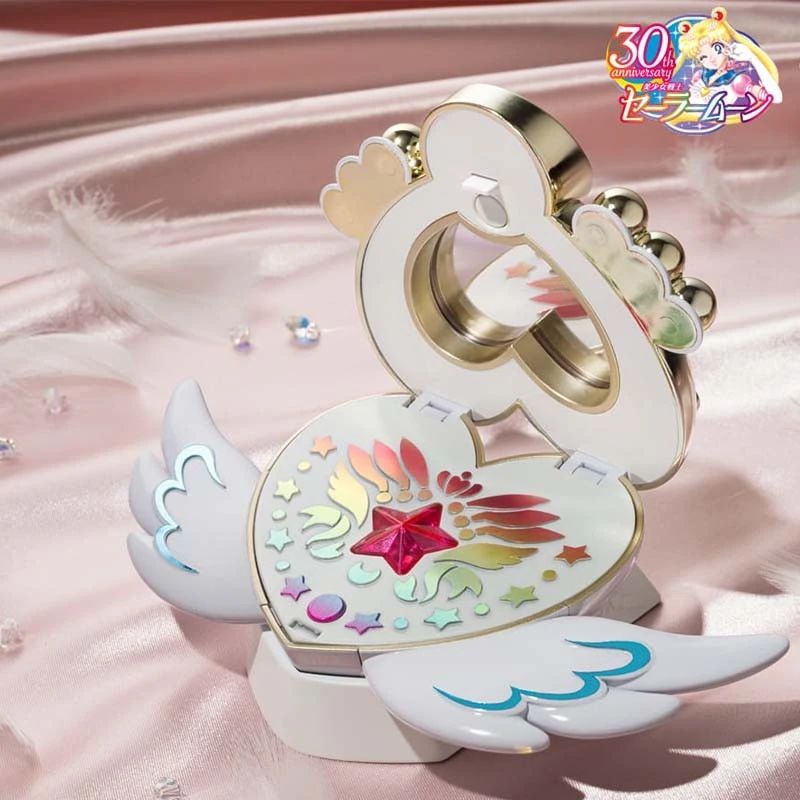 Sailor Moon Cosmos - Eternal Moon Proplica 1 Sailor Moon Cosmos - Eternal Moon Proplica